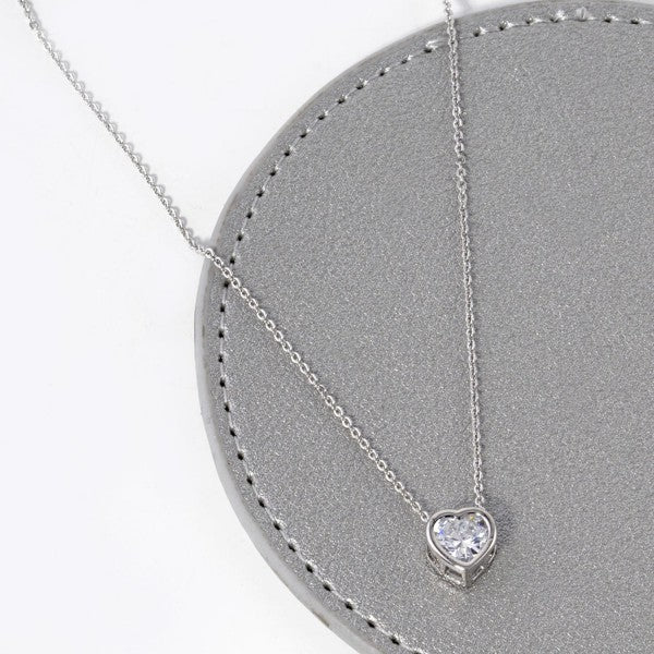 Dainty Chain Link Necklace Featuring Cubic Zirconia Heart Pendant - Silver