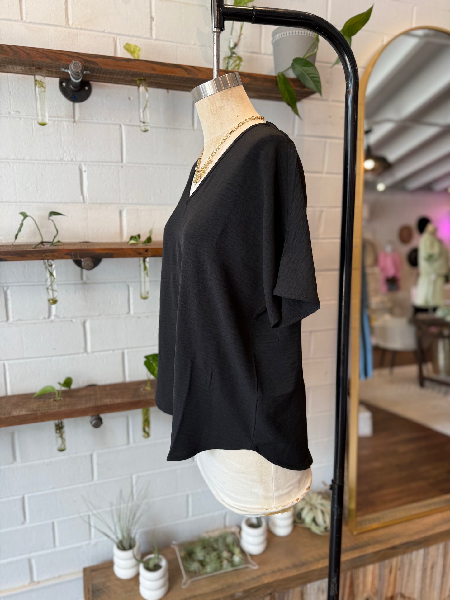 Black Woven Airflow V-Neck Short Hem Short Sleeve Top