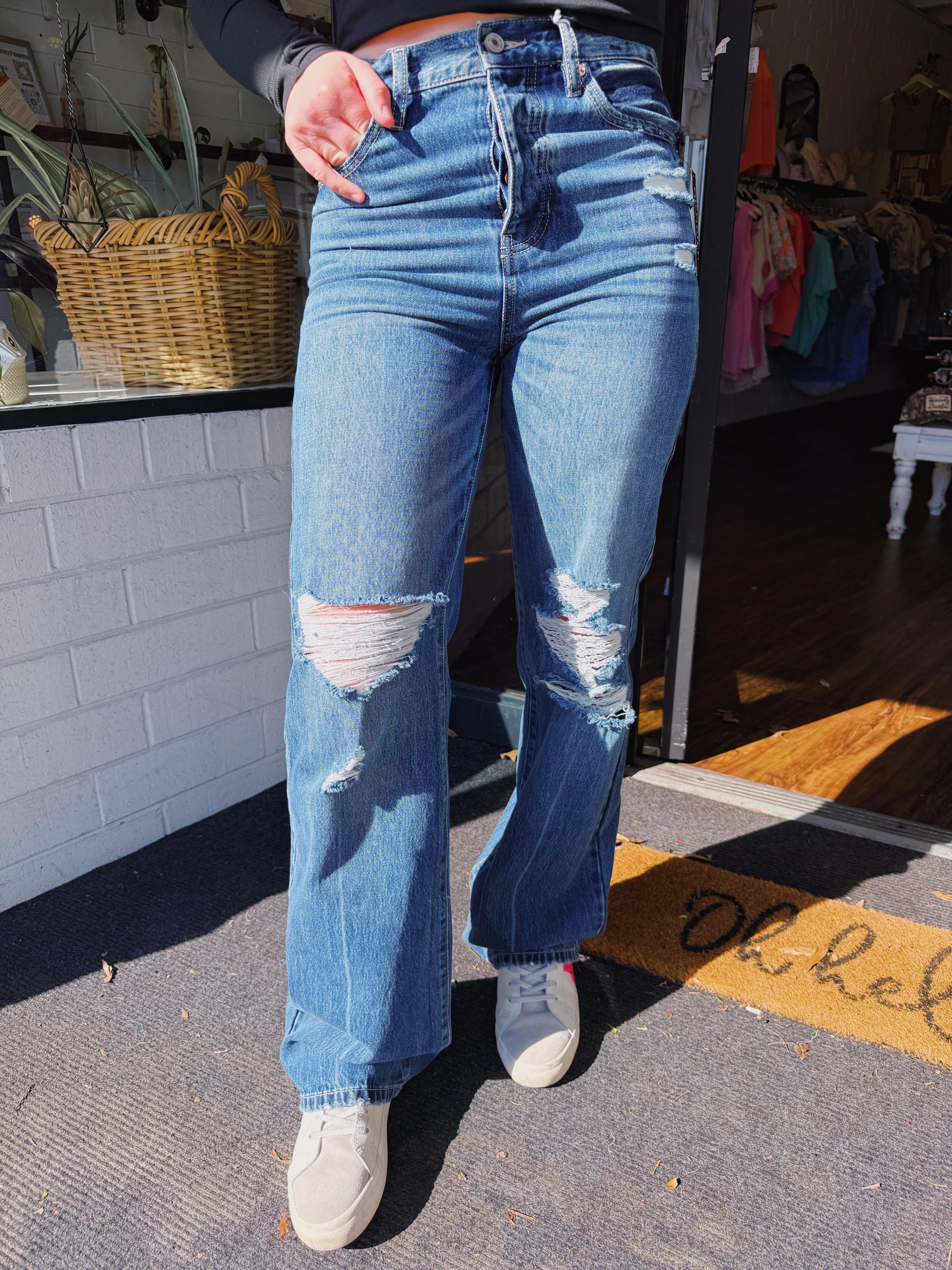 ULTRA HIGH RISE 90’S WIDE LEG FLARE JEANS