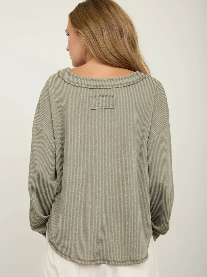 Raw Edge V-Neck Long Sleeve Textured Knit Top - Olive