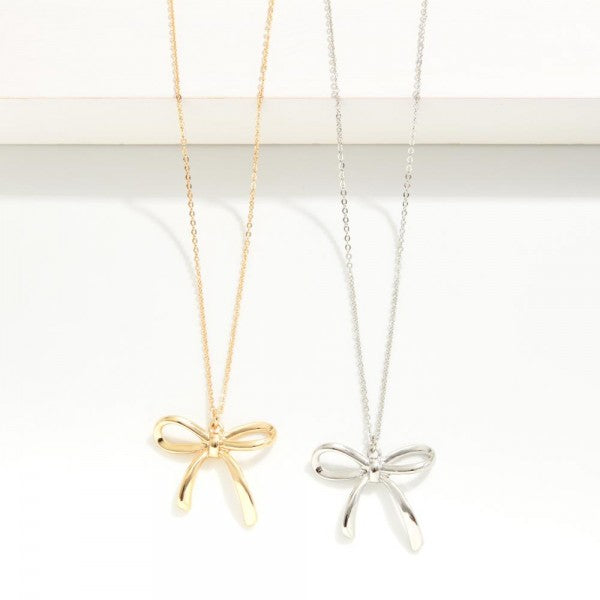 Dainty Chain Link Necklace With Metal Tone Bow Pendant