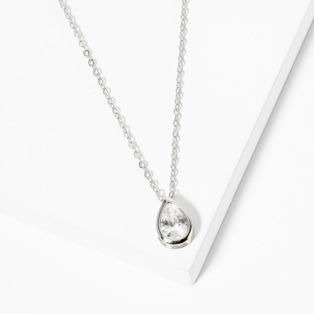 Dainty Chain Link Necklace Featuring Cubic Zirconia Teardrop Pendant - Silver