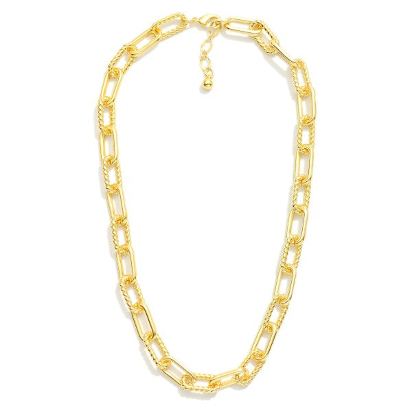 Chain Link Necklace Featuring Twisted Metal Links