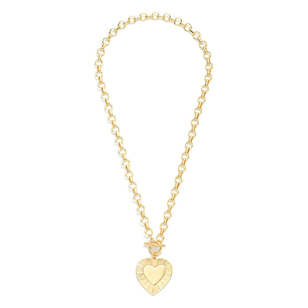 Metal Tone Circle Chain Link Necklace Featuring Heart Pendant & Toggle Clasp
