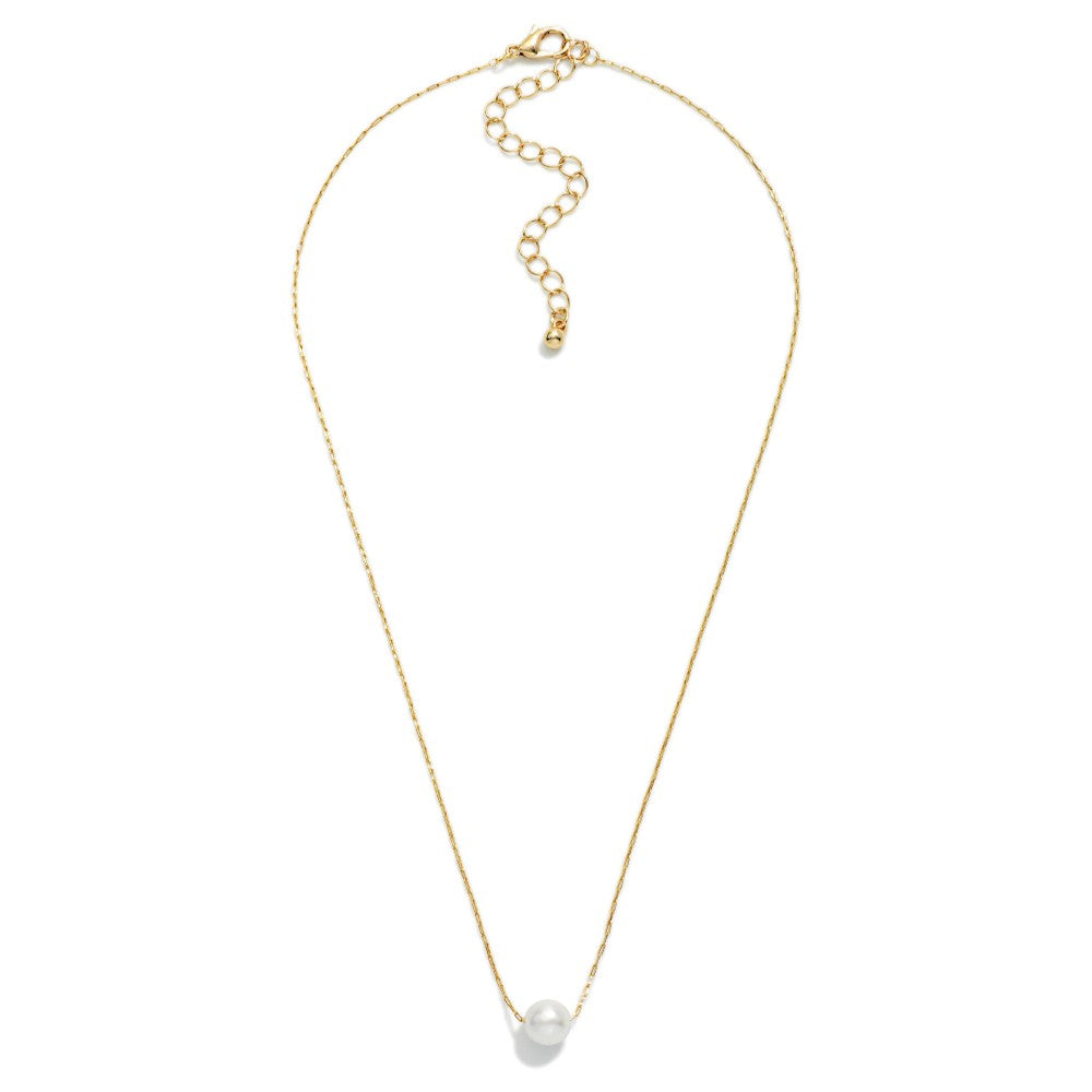 Petite Link Chain Link Necklace Featuring Fixed Pearl Pendant