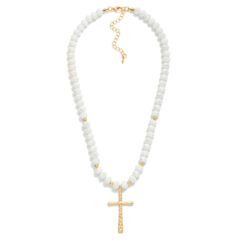 Faceted Glass Beaded Necklace With Cross Pendant Featuring Gold Tones - White