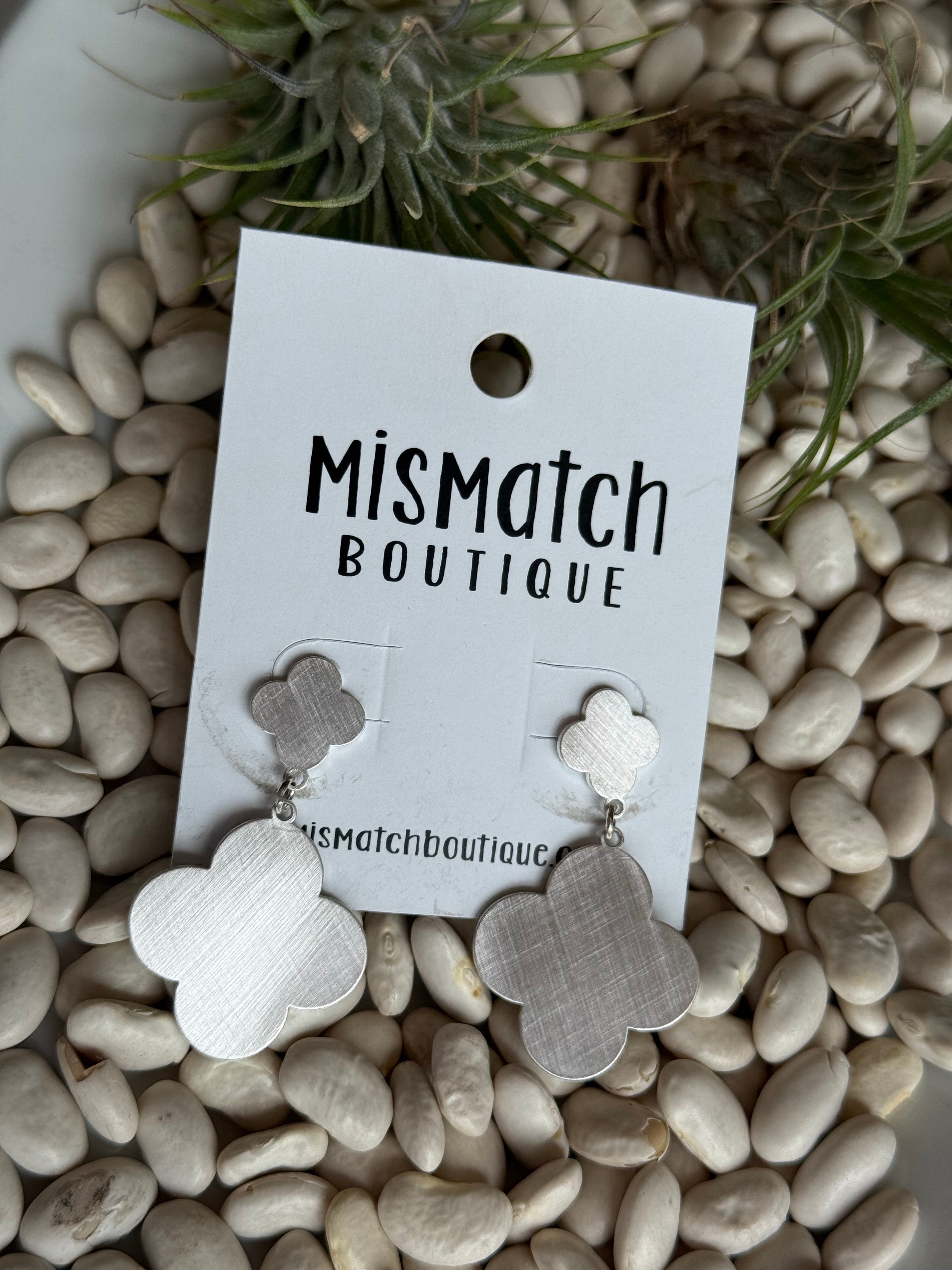 Silver clover drop earrings