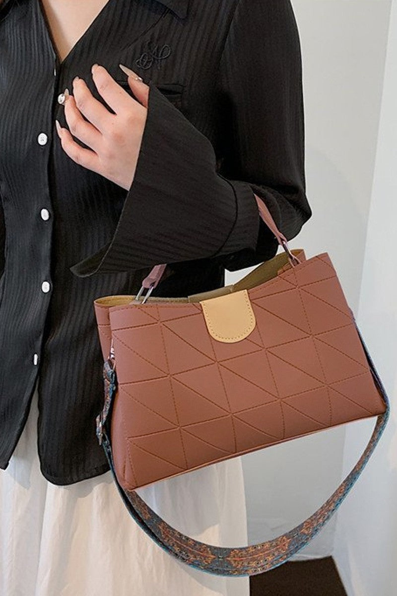 Retro Chic Everyday Tote Bag - Camel