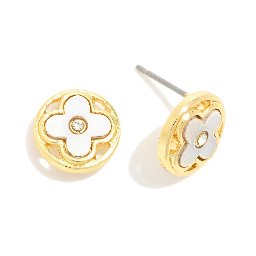 Metal Tone Circle Stud Earrings Featuring Pearlescent Clover Detail