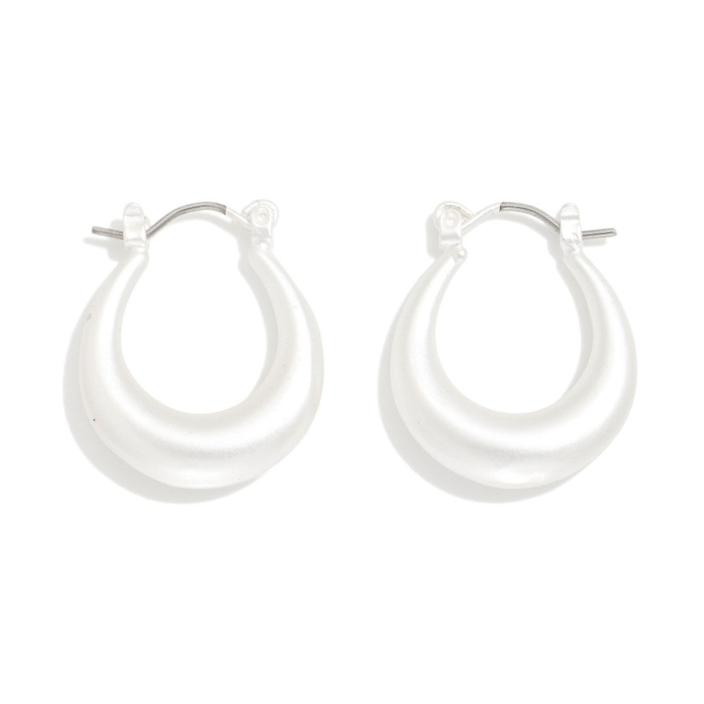 Metal Tapered Hoop Earring - Silver