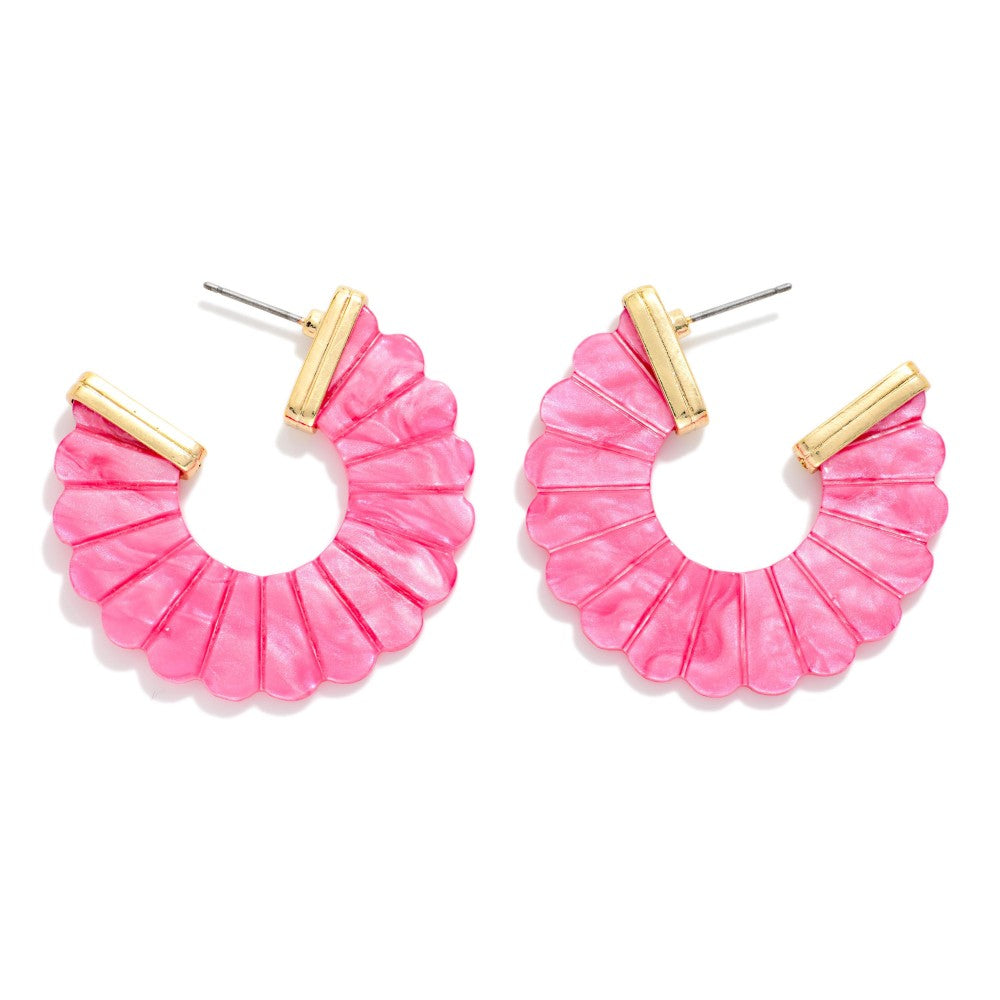 Scalloped Marble Acetate Hoop Drop Earring Featuring Gold Tones - Pink