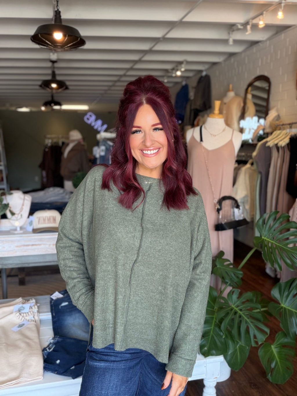 Ribbed Center Seam Dolman Sleeve Top - Dk Olive