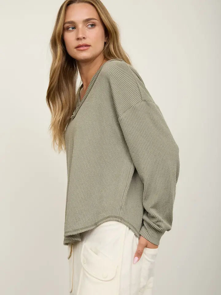 Raw Edge V-Neck Long Sleeve Textured Knit Top - Olive