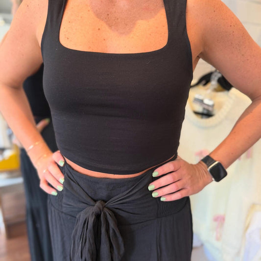 Black Double Layered Square Neck Cropped Tank Top