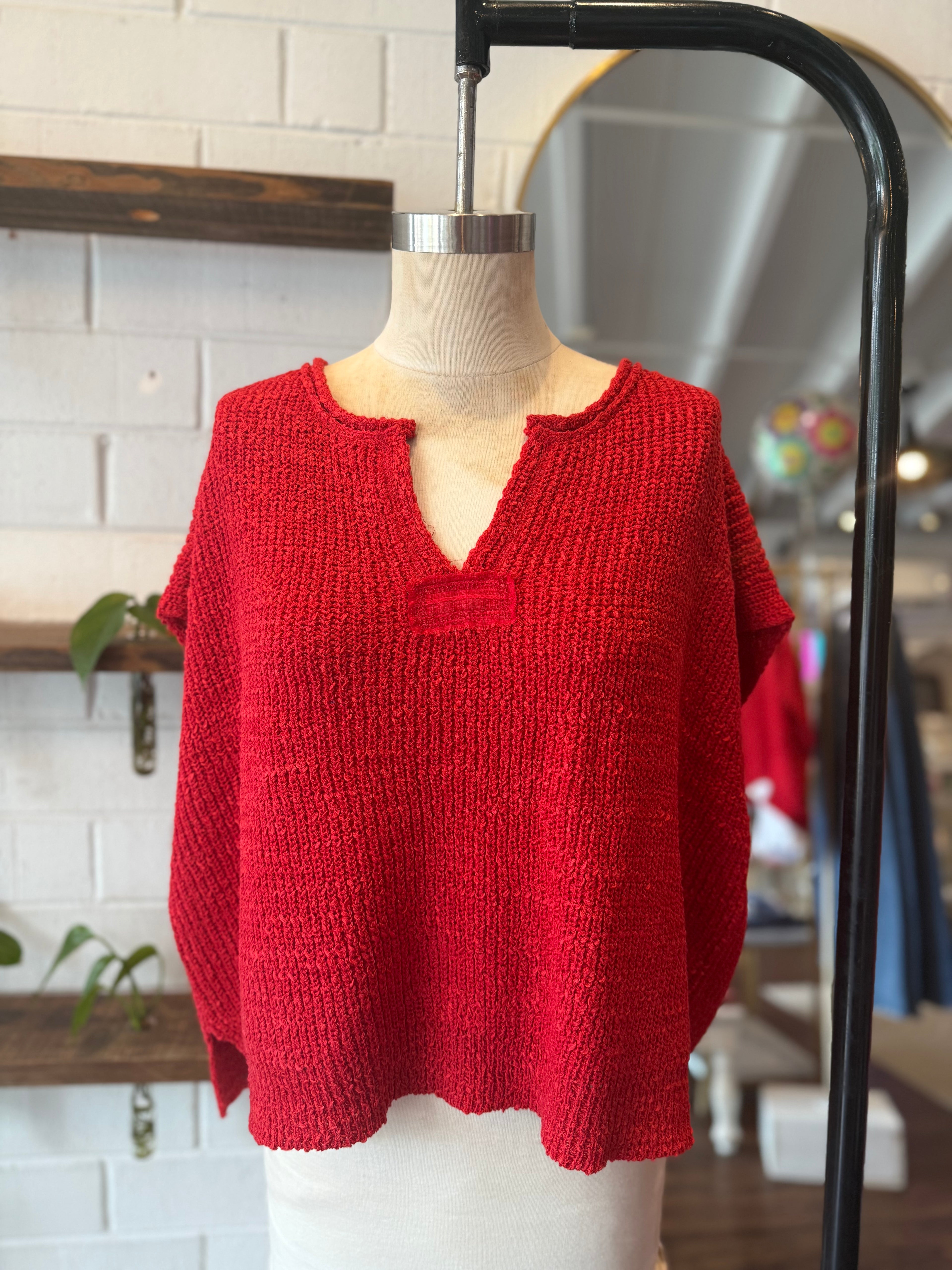 Tomato Back Patch Rolled Split-Neck Side Slit Pullover