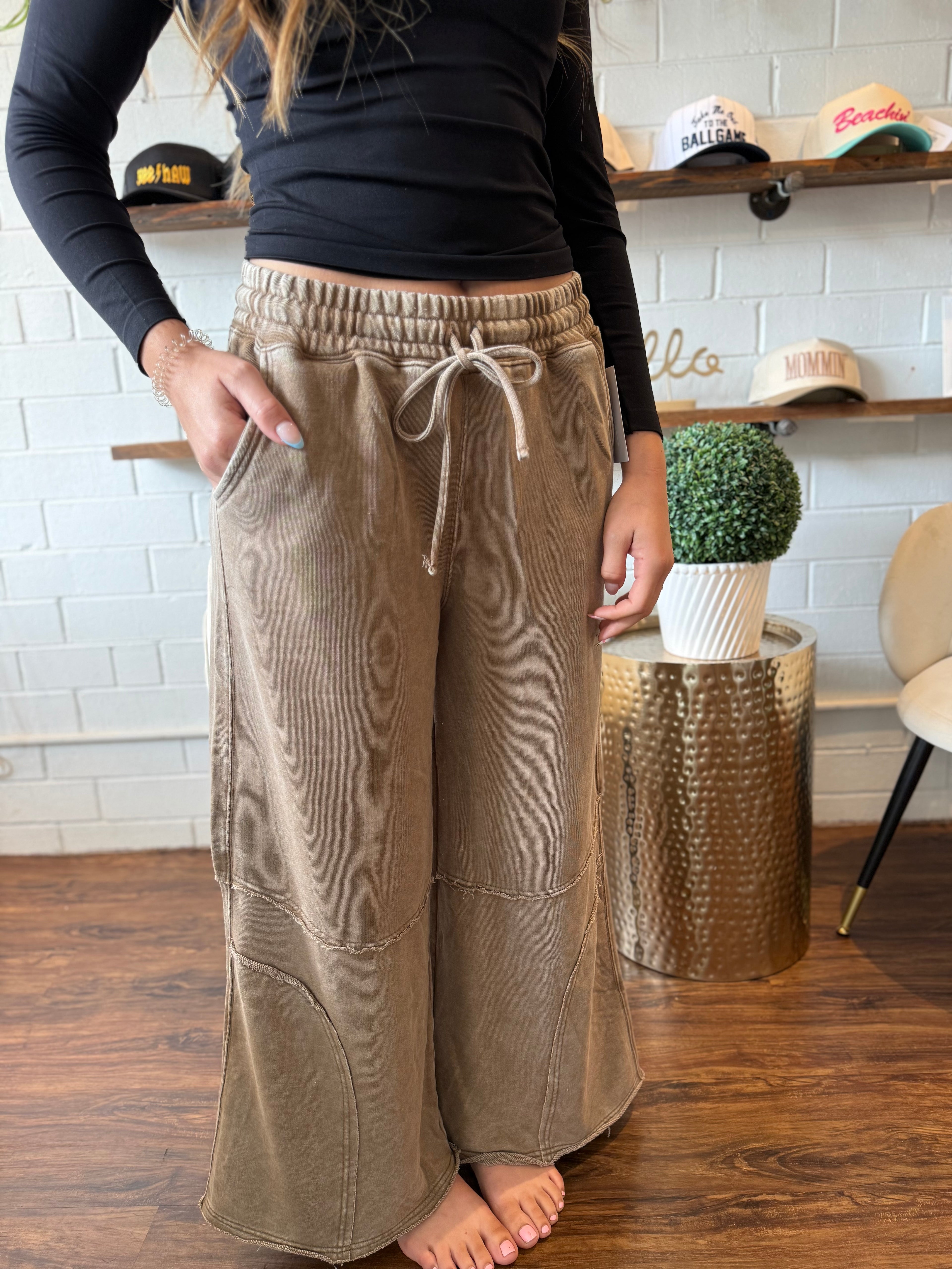 French Terry Washed Flare Pant -Mocha