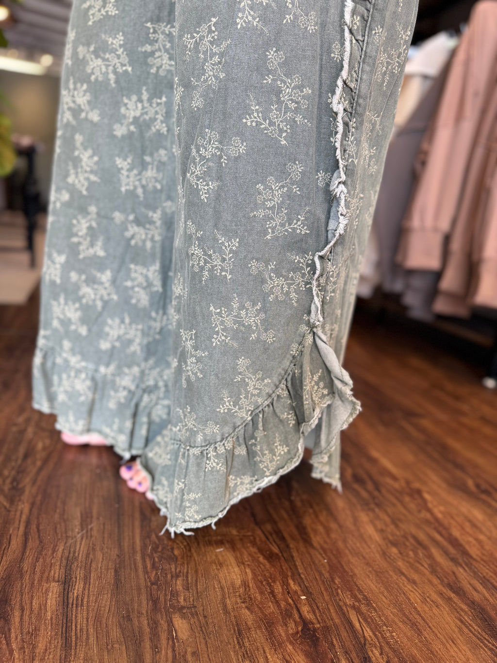 Drawstring Floral Ruffle Pants