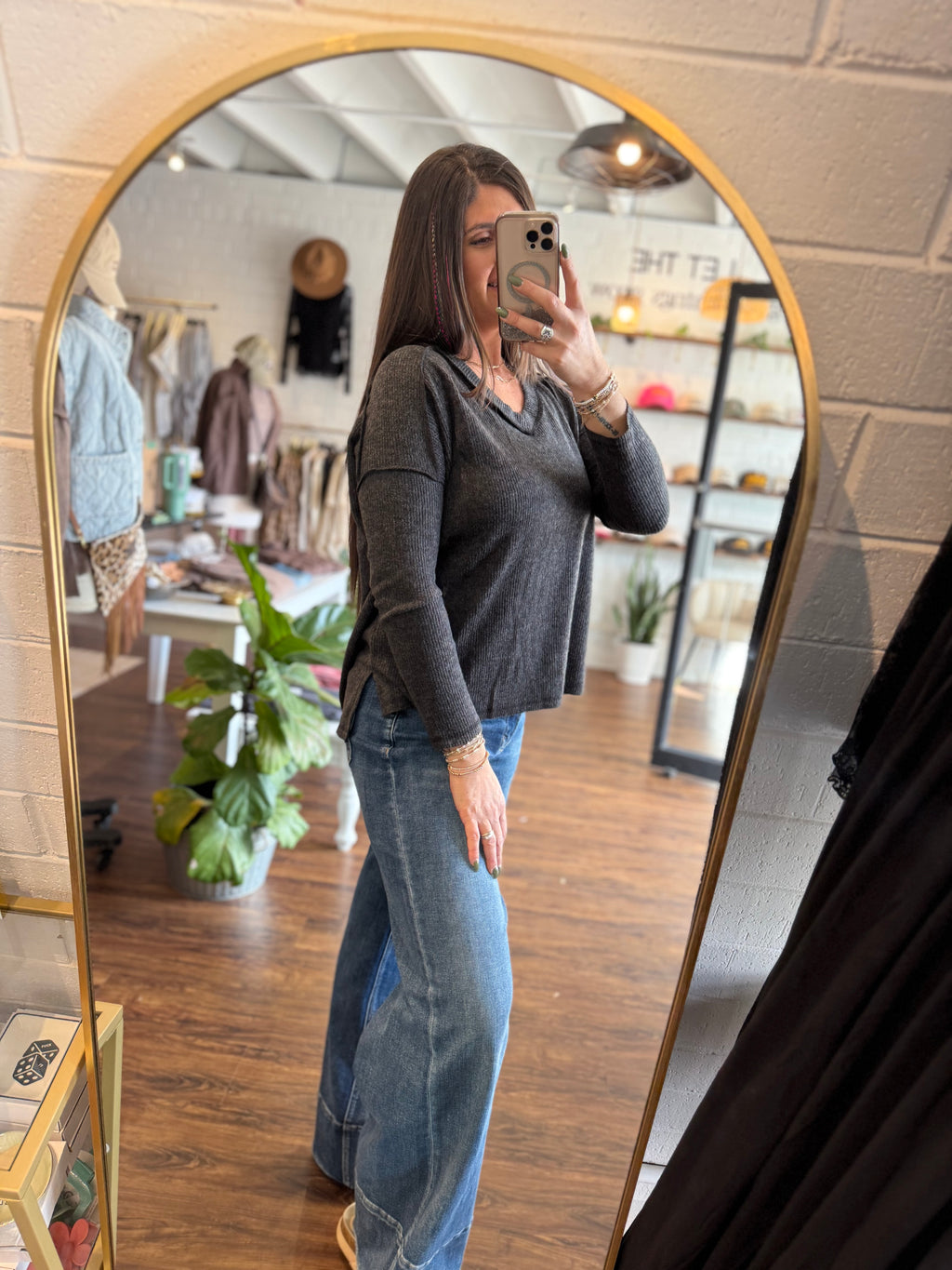 Ribbed Drop Shoulder V-Neck - Black