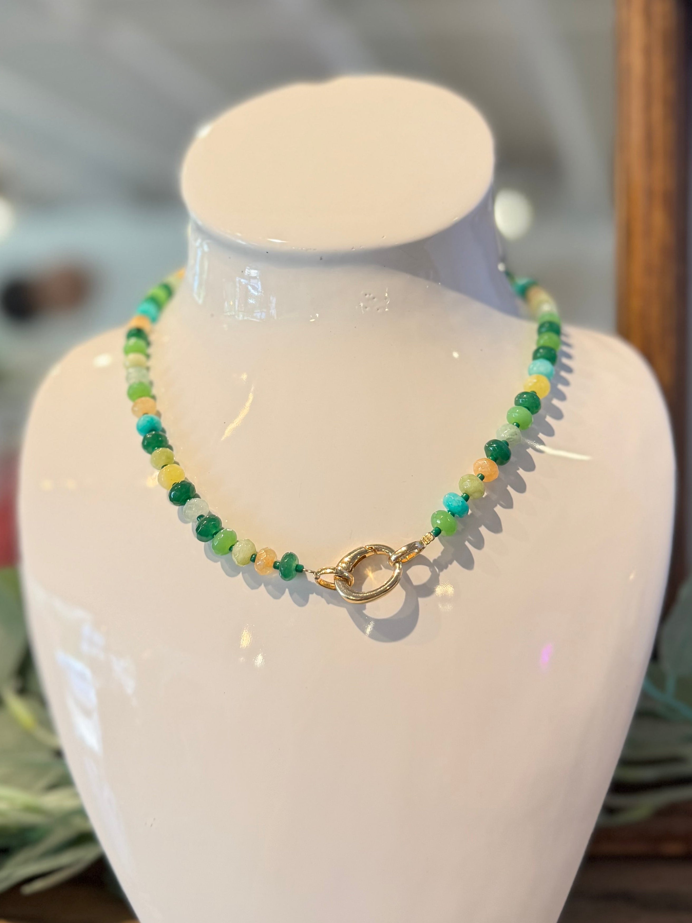 Green Beaded Necklace & Bracelet Set