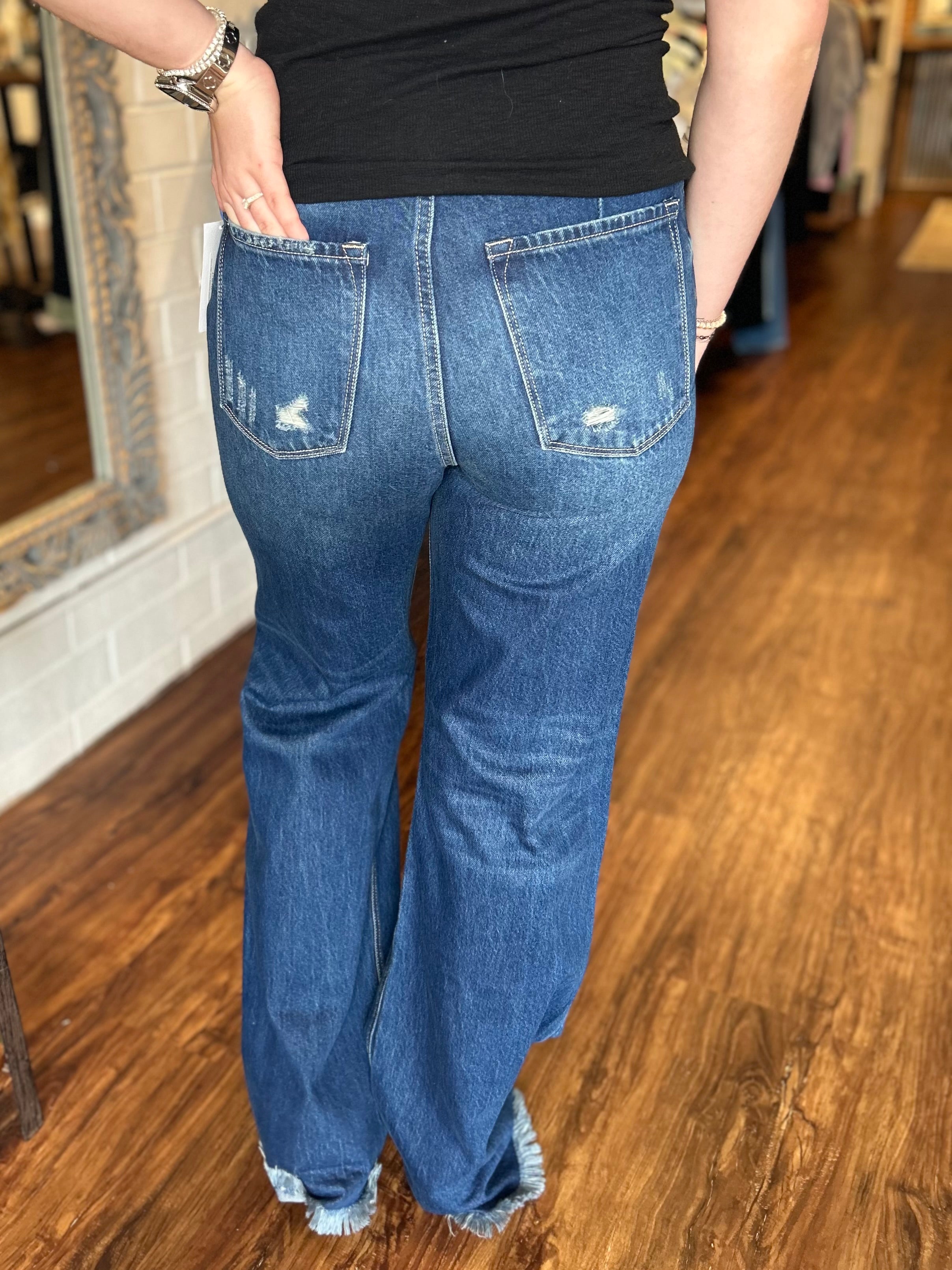 90’S ULTRA HIGH RISE FRAY HEM FLARE