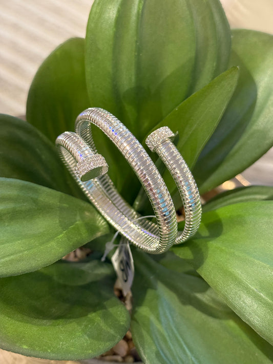 Stretch Wrap w/ Rhinestones Silver Bracelet