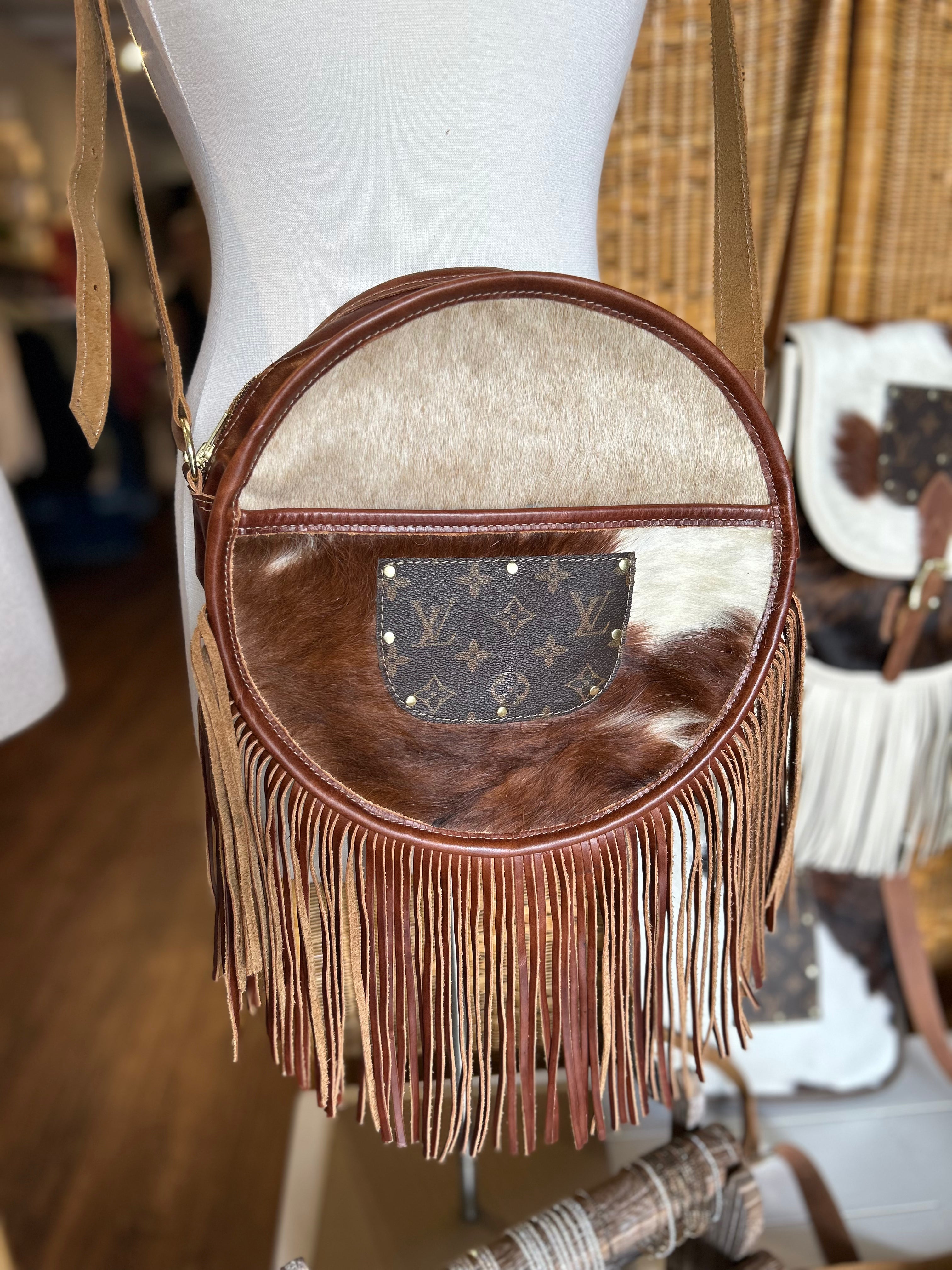 Brown leather circle crossbody w/ Fringe