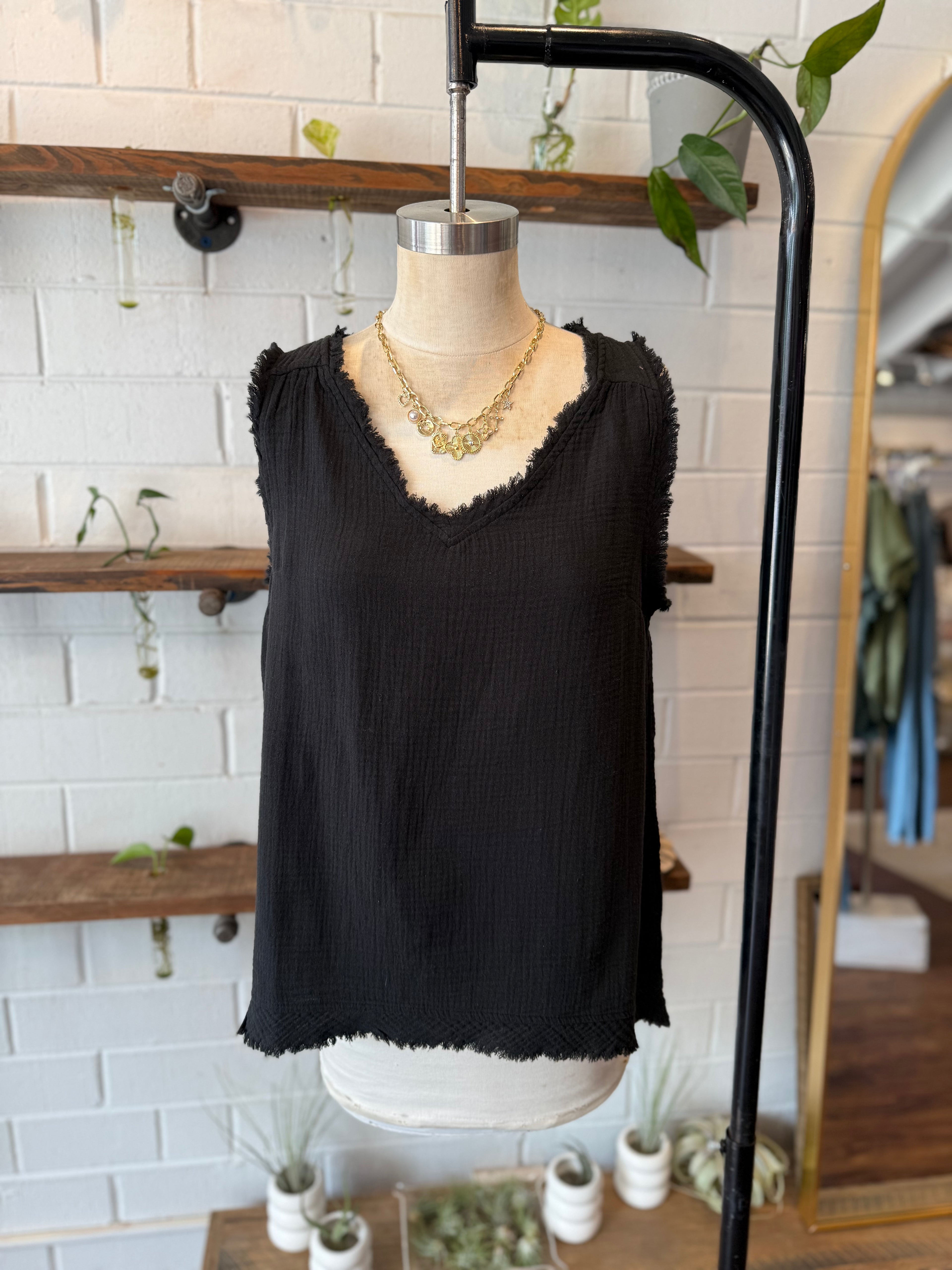 Black Double Gauze Raw Edge V-Neck Tank